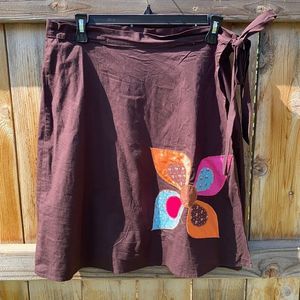 Hot Sauce brown wrap skirt w/appliqué flower Sz M